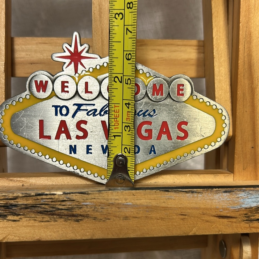 NWOT Las Vegas iconic sign belt bucket pewter - Picture 5 of 12